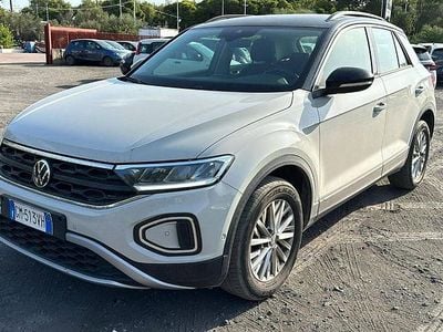 Beige Usata 2023 VW T-Roc Life SUV | 20.900 € (Ottimo prezzo)