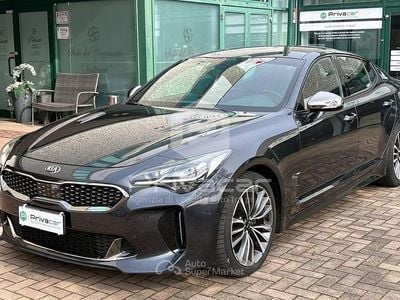 Usata Kia Stinger GT-Line 200 CV (147 kW) 2018 Gray Utilitaria