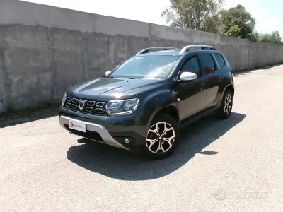 Usata Dacia Duster Prestige 101 CV (74 kW) 2021 Grigio SUV