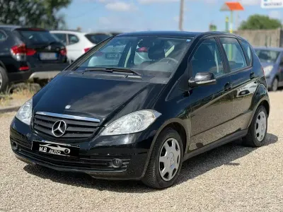 Usata Mercedes A160 82 CV (60 kW) 2012 Nero Utilitaria