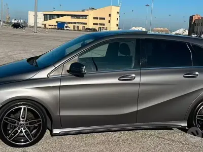 Usata Mercedes B180 AMG 109 CV (80 kW) 2017 Grigio Monovolume