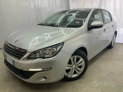 Usata Peugeot 308 Business-Line 120 CV (88 kW) 2015 Grigio Berlina