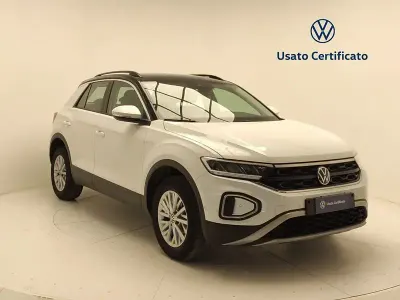 Usado VW T-Roc Life 110 CV (80 kW) 2023 Blanco SUV
