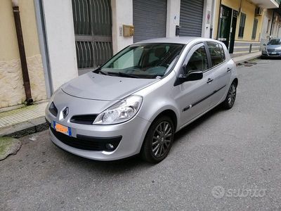 Brugt Renault Clio II 101 HK (74 kW) 2009