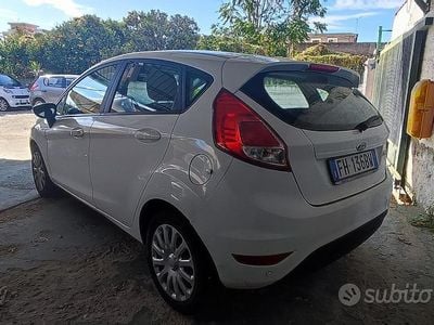 Begagnad Ford Fiesta 75 HK (55 kW) 2017 Sedan