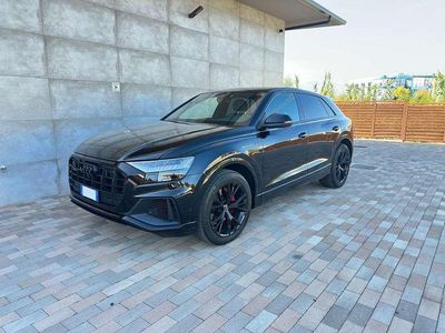 Nero Usata 2019 Audi Q8 Sport SUV | 54.000 € (Cara)