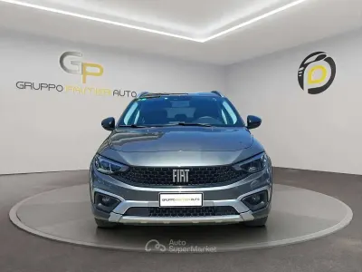 Usata Fiat Tipo Cross 101 CV (74 kW) 2022 Grigio Berlina