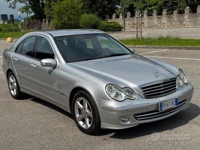 Usata Mercedes C270 Avantgarde 169 CV (124 kW) 2004 Giallo Berlina