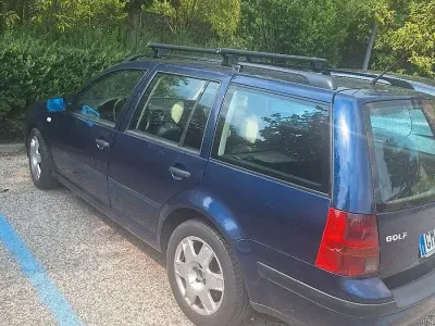 Usata VW Golf IV 90 CV (66 kW) 2002 Bluazzurro Station wagon