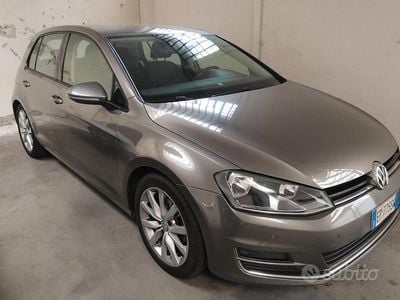 Usata VW Golf VII 122 CV (89 kW) 2013 Grigio Berlina