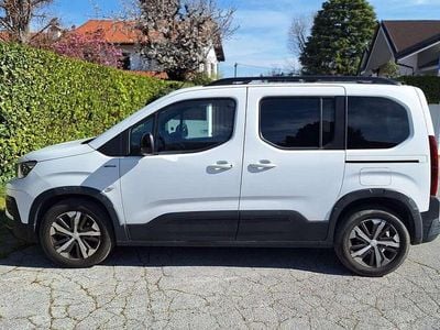 Begagnad Peugeot Rifter GT-line 102 HK (75 kW) 2019 Vit Minibuss