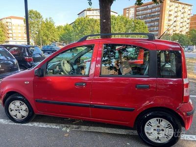 Usata Fiat Punto 80 CV (58 kW) 2009 Rosso Utilitaria