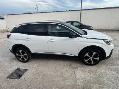 Usata Peugeot 3008 131 CV (96 kW) 2020 Bianco SUV