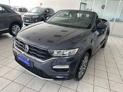 Usata VW T-Roc Cabriolet Style 110 CV (80 kW) 2022 Grigio Cabrio
