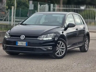 Usata VW Golf VII Business 116 CV (85 kW) 2017 Nero Berlina
