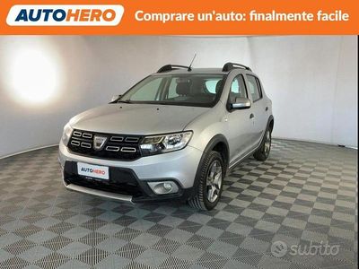 Usata Dacia Sandero Comfort 95 CV (69 kW) 2020 Grigio Berlina
