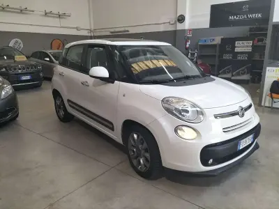 Usata Fiat 500L Lounge 95 CV (69 kW) 2016 Bianco Monovolume