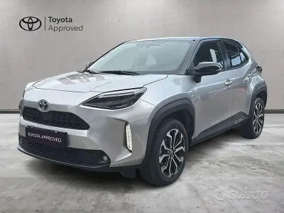 Usata Toyota Yaris Cross Trend 116 CV (85 kW) 2022 Grigio SUV