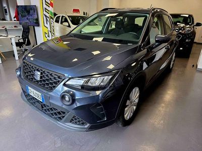 Grigio magnetico Usata 2023 Seat Arona Style SUV | 13.800 € (Buon prezzo)