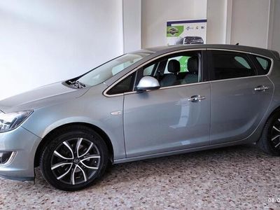 usata Opel Astra 1.7 CDTI 110CV 5 porte Cosmo