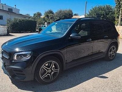 Usata Mercedes GLB220 Premium 190 CV (139 kW) 2023 Nero SUV