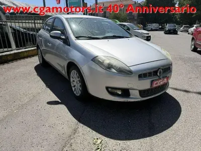 Usata Fiat Bravo Dynamic 90 CV (66 kW) 2011 Grigio Utilitaria