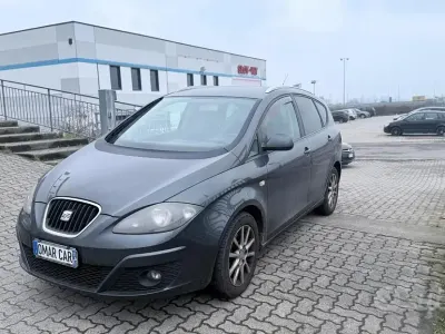 Usata Seat Altea XL 105 CV (77 kW) 2010 Grigio Monovolume
