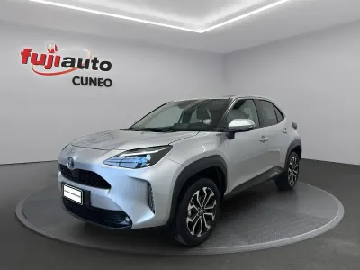 Second-hand Toyota Yaris Hybrid Trend 116 CP (85 kW) 2022 Argintiu