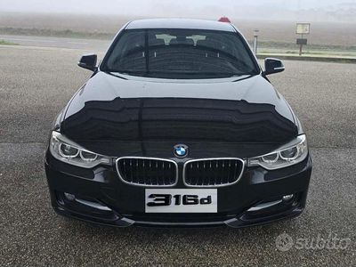 Usata BMW 316 M Sport 116 CV (85 kW) 2013 Nero Station wagon