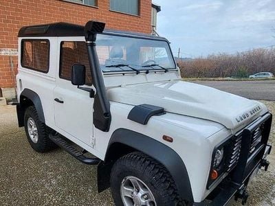 Usata Land Rover Defender 122 CV (89 kW) 2007 Bianco