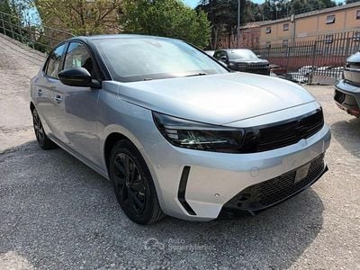 Usata Opel Corsa 110 CV (80 kW) 2025 Argento Utilitaria