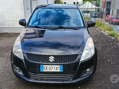 Käytetty Suzuki Swift GL 75 HP (55 kW) 2011 Musta Viistoperä
