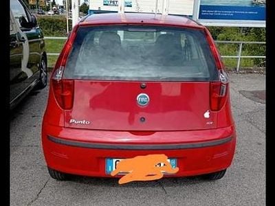 Usata Fiat Punto 80 CV (58 kW) 2004 Rosso Utilitaria