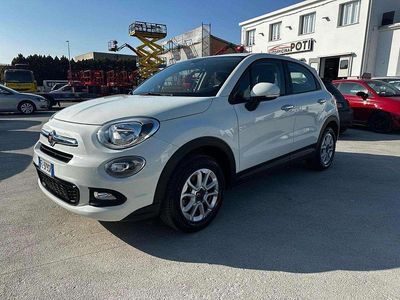 Usata Fiat 500X Pop Star 110 CV (80 kW) 2017 Bianco SUV
