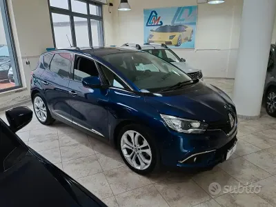 Usata Renault Scénic III Intens 110 CV (80 kW) 2017 Bluazzurro Monovolume