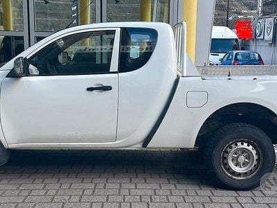 Usata Mitsubishi L200 Inform 136 CV (100 kW) 2007 Bianco Pick-up