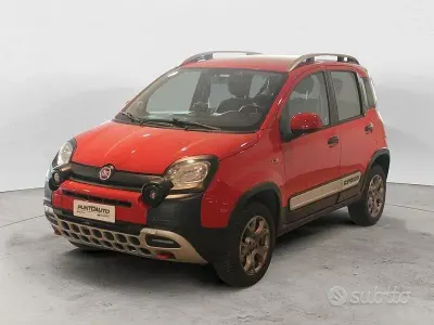 Usata Fiat Panda Cross Cross 95 CV (69 kW) 2017 Rosso Utilitaria