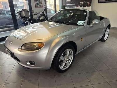Usata Mazda MX5 126 CV (92 kW) 2007 Argento Cabrio