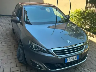 Usata Peugeot 308 Allure 120 CV (88 kW) 2016 Berlina