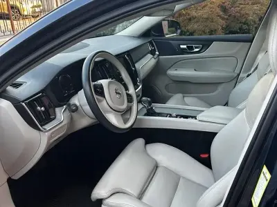 Usata Volvo V60 Inscription 150 CV (110 kW) 2020 Station wagon