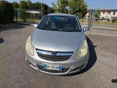 Usata Opel Corsa Cosmo 90 CV (66 kW) 2008 Grigio Utilitaria