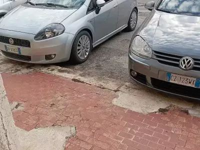 Usata Fiat Grande Punto 75 CV (55 kW) 2007 Grigio Utilitaria