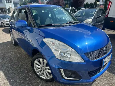 Usata Suzuki Swift Club 94 CV (69 kW) 2015 Blu/azzurro Utilitaria