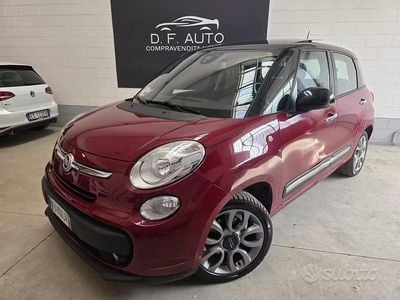 Begagnad Fiat 500L Lounge 95 HK (69 kW) 2016 Röd Minibuss