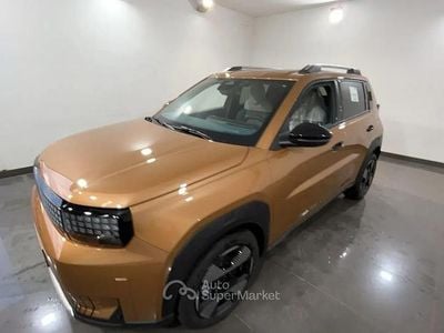Nuova Fiat Grande Panda La Prima 101 CV (74 kW) 2026 Bronze Utilitaria