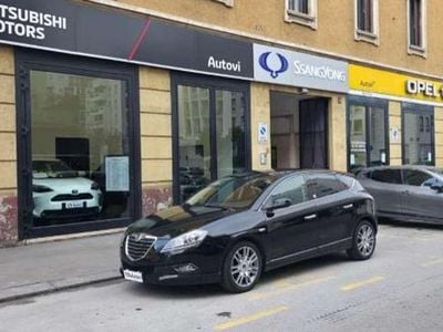Usata Lancia Delta Gold 120 CV (88 kW) 2014 Nero Utilitaria