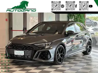 Usata Audi RS3 Ambiente 400 CV (294 kW) 2022 Grigio daytona Berlina