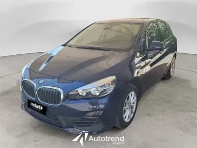 Usata BMW 216 Active Tourer Comfort Edition 116 CV (85 kW) 2020 Blu Monovolume