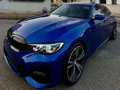 Usata BMW 320 M Sport 184 CV (135 kW) 2022 Blu/azzurro Berlina