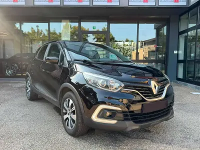 Usata Renault Captur 90 CV (66 kW) 2018 Nero SUV